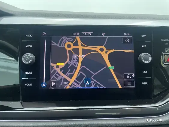 VOLKSWAGEN POLO VI - voiture d'occasion - Photo 33