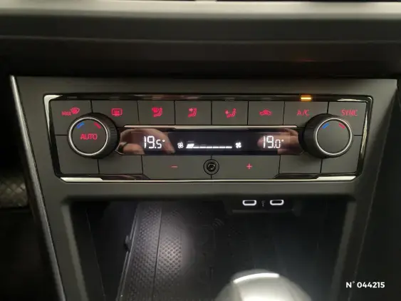 VOLKSWAGEN POLO VI - voiture d'occasion - Photo 34