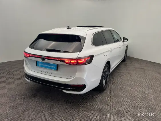 VOLKSWAGEN PASSAT SW IX - voiture d'occasion - Photo 4