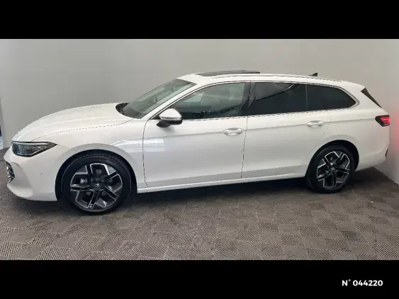 VOLKSWAGEN PASSAT SW IX - voiture d'occasion - Photo 2