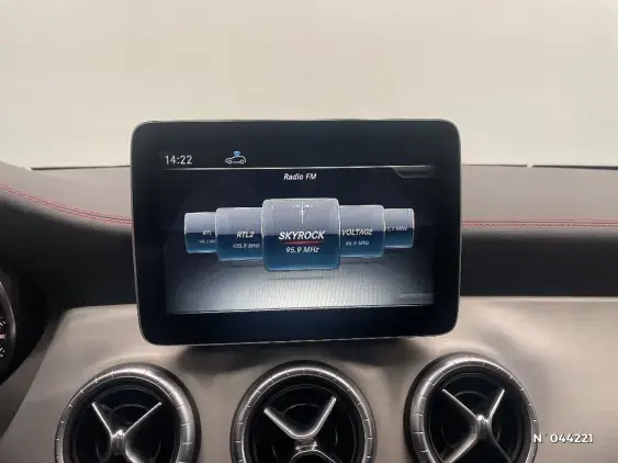 MERCEDES CLA SHOOTING BRAKE I - voiture d'occasion - Photo 12