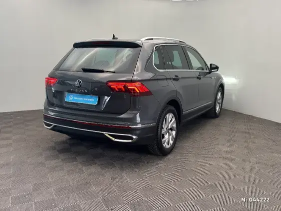 VOLKSWAGEN TIGUAN II - voiture d'occasion - Photo 4