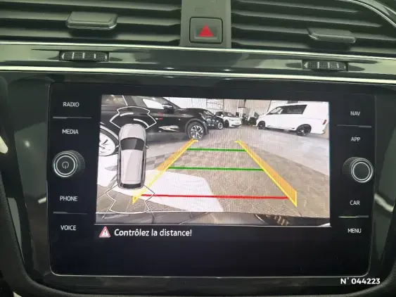 VOLKSWAGEN TIGUAN II - voiture d'occasion - Photo 14