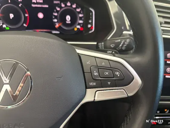 VOLKSWAGEN TIGUAN II - voiture d'occasion - Photo 26