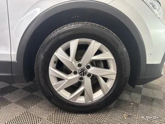 VOLKSWAGEN TIGUAN II - voiture d'occasion - Photo 8