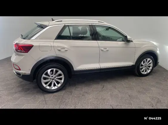 VOLKSWAGEN T-ROC - voiture d'occasion - Photo 5