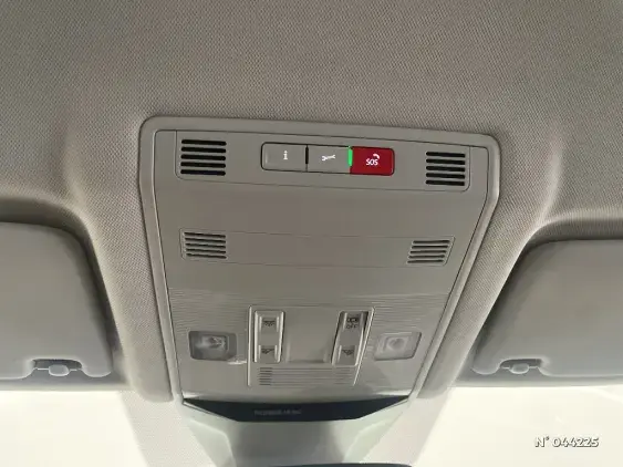 VOLKSWAGEN T-ROC - voiture d'occasion - Photo 15