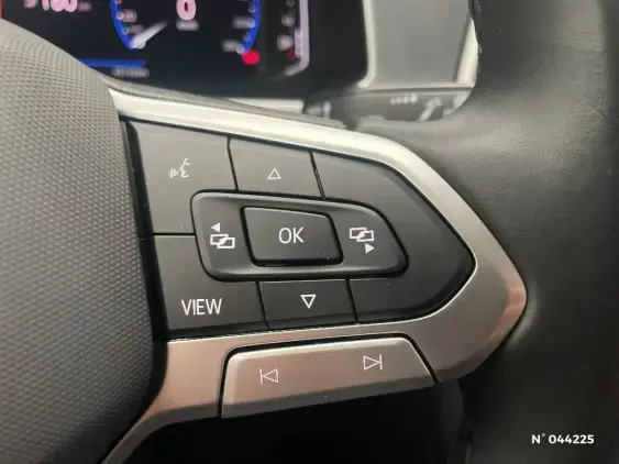 VOLKSWAGEN T-ROC - voiture d'occasion - Photo 27