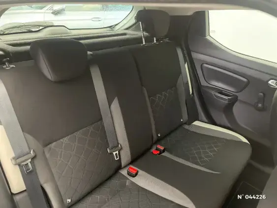 NISSAN MICRA V - voiture d'occasion - Photo 11