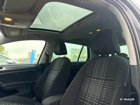 VOLKSWAGEN GOLF VII - voiture d'occasion - Photo 32