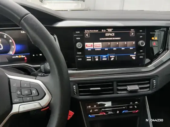 VOLKSWAGEN POLO VI - voiture d'occasion - Photo 13