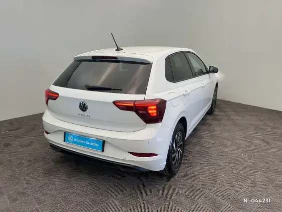 VOLKSWAGEN POLO VI - voiture d'occasion - Photo 4