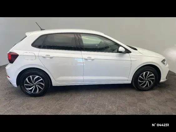 VOLKSWAGEN POLO VI - voiture d'occasion - Photo 5