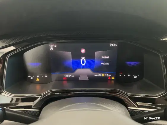 VOLKSWAGEN POLO VI - voiture d'occasion - Photo 12