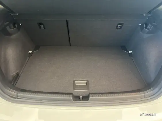 VOLKSWAGEN POLO VI - voiture d'occasion - Photo 7