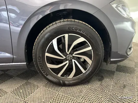 VOLKSWAGEN POLO VI - voiture d'occasion - Photo 8