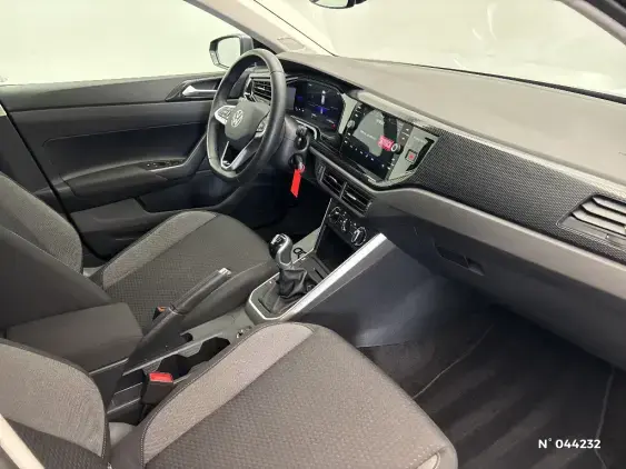 VOLKSWAGEN POLO VI - voiture d'occasion - Photo 10