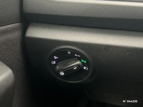 VOLKSWAGEN T-ROC - voiture d'occasion - Photo 15