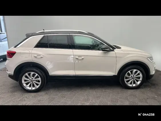 VOLKSWAGEN T-ROC - voiture d'occasion - Photo 5