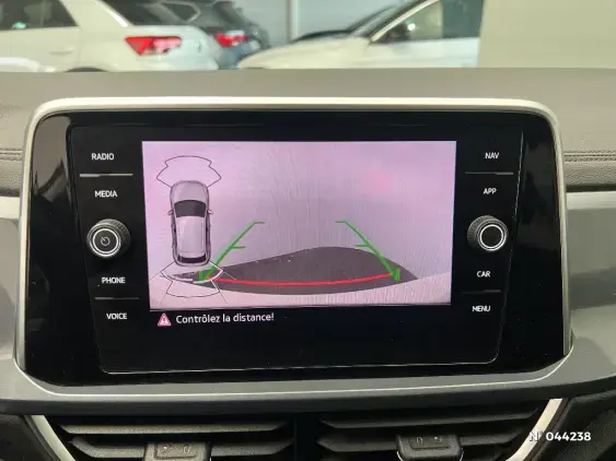 VOLKSWAGEN T-ROC - voiture d'occasion - Photo 13