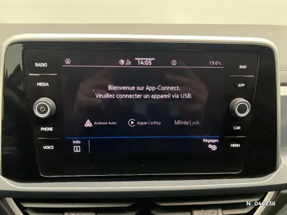 VOLKSWAGEN T-ROC - voiture d'occasion - Photo 31