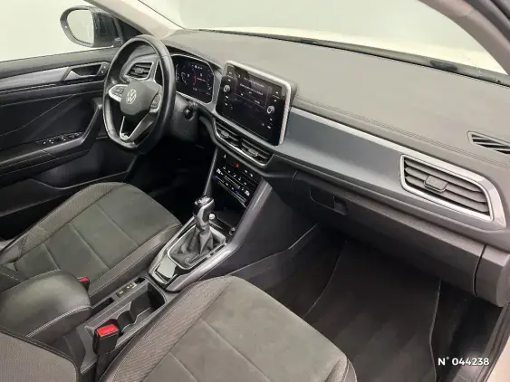 VOLKSWAGEN T-ROC - voiture d'occasion - Photo 10