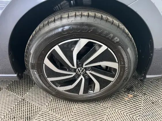 VOLKSWAGEN POLO VI - voiture d'occasion - Photo 8