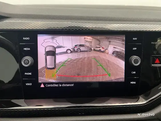 VOLKSWAGEN POLO VI - voiture d'occasion - Photo 14