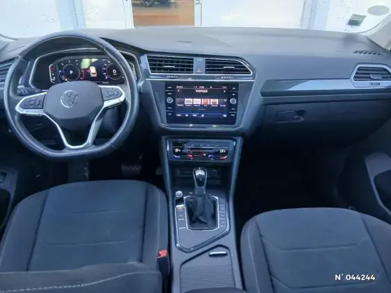 VOLKSWAGEN TIGUAN II - voiture d'occasion - Photo 9