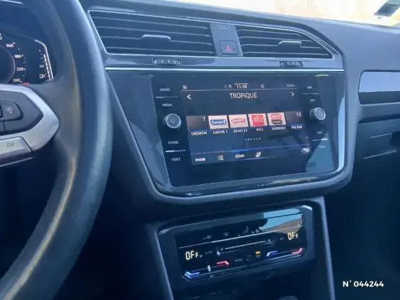 VOLKSWAGEN TIGUAN II - voiture d'occasion - Photo 13