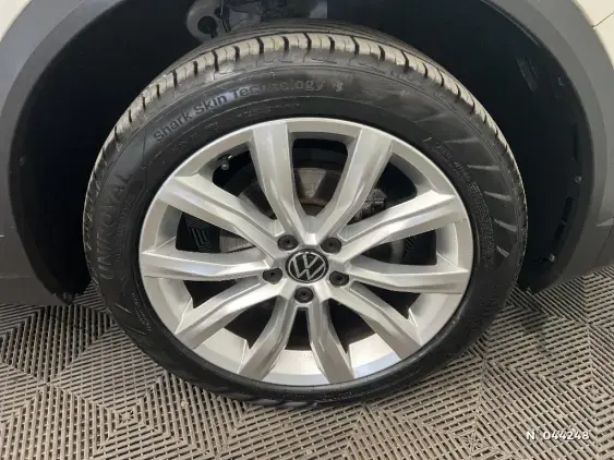 VOLKSWAGEN T-ROC - voiture d'occasion - Photo 8