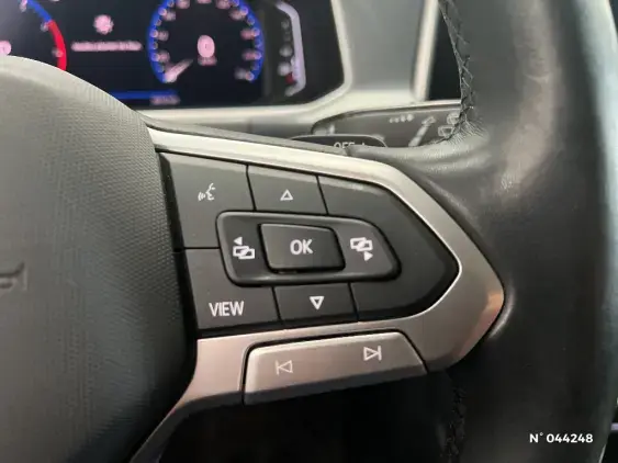 VOLKSWAGEN T-ROC - voiture d'occasion - Photo 29