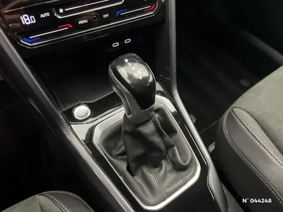 VOLKSWAGEN T-ROC - voiture d'occasion - Photo 30