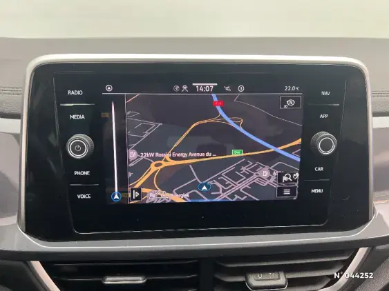 VOLKSWAGEN T-ROC - voiture d'occasion - Photo 31