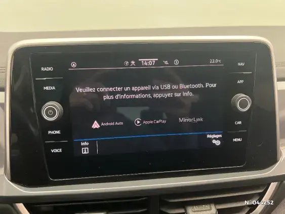 VOLKSWAGEN T-ROC - voiture d'occasion - Photo 30