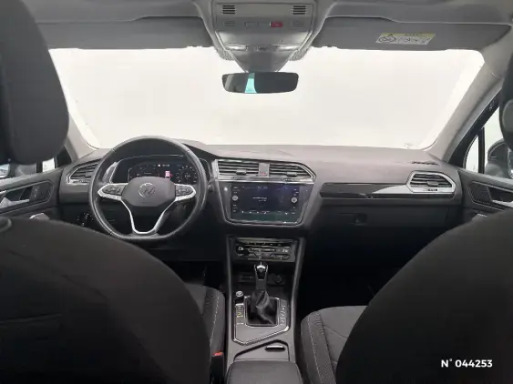 VOLKSWAGEN TIGUAN II - voiture d'occasion - Photo 9