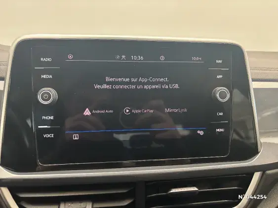 VOLKSWAGEN T-ROC - voiture d'occasion - Photo 29