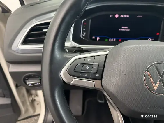 VOLKSWAGEN T-ROC - voiture d'occasion - Photo 15