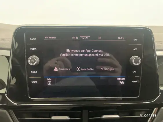 VOLKSWAGEN T-ROC - voiture d'occasion - Photo 31