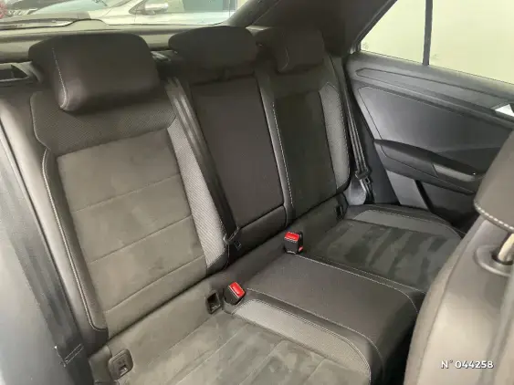 VOLKSWAGEN T-ROC - voiture d'occasion - Photo 11