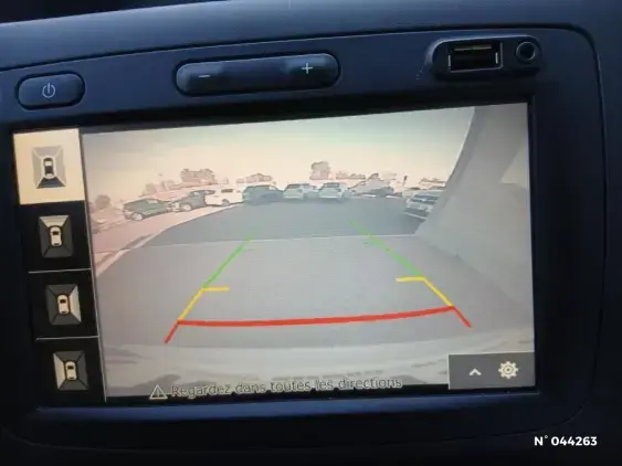 DACIA DUSTER II - voiture d'occasion - Photo 14