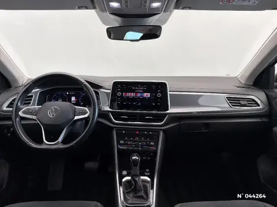 VOLKSWAGEN T-ROC - voiture d'occasion - Photo 9