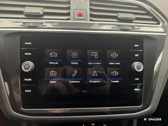 VOLKSWAGEN TIGUAN II - voiture d'occasion - Photo 13