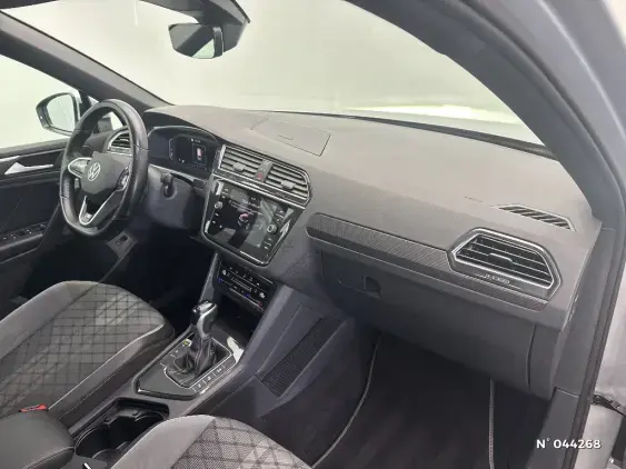 VOLKSWAGEN TIGUAN II - voiture d'occasion - Photo 10