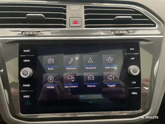 VOLKSWAGEN TIGUAN II - voiture d'occasion - Photo 13
