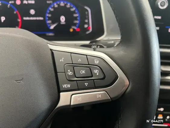 VOLKSWAGEN T-ROC - voiture d'occasion - Photo 27