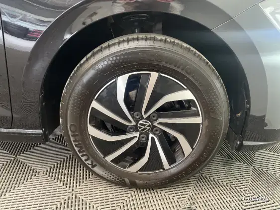 VOLKSWAGEN POLO VI - voiture d'occasion - Photo 8