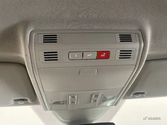 VOLKSWAGEN POLO VI - voiture d'occasion - Photo 15