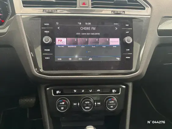 VOLKSWAGEN TIGUAN II - voiture d'occasion - Photo 13