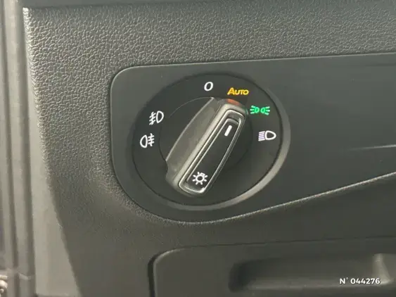 VOLKSWAGEN TIGUAN II - voiture d'occasion - Photo 15